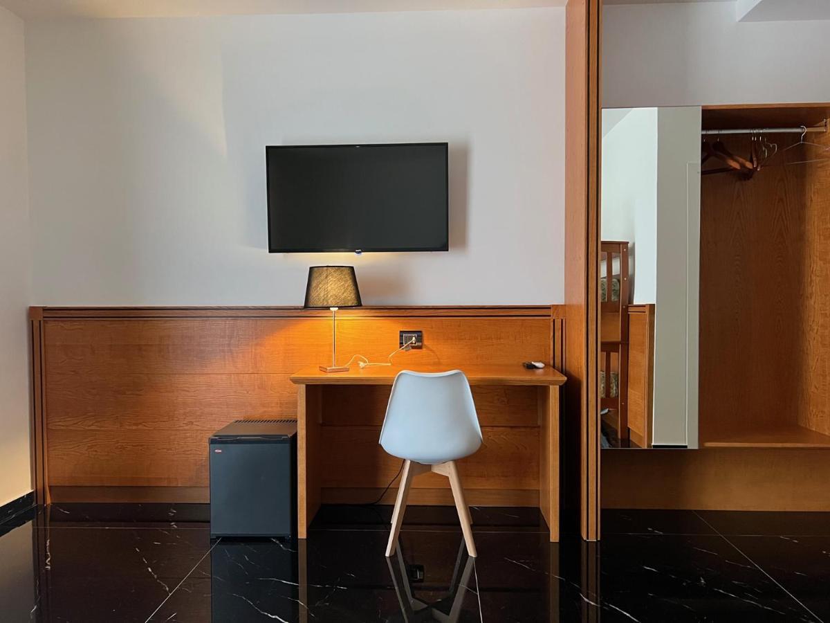 Hotel Tea - A Mare Praia a Mare